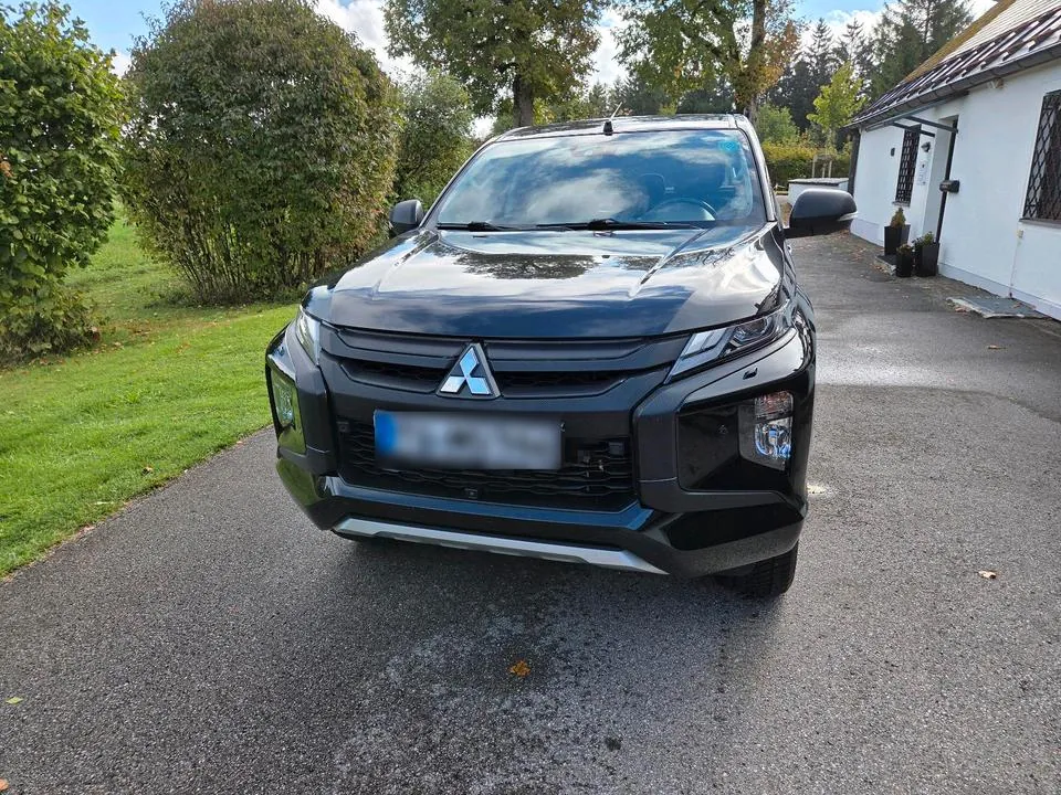 Mitsubishi L200