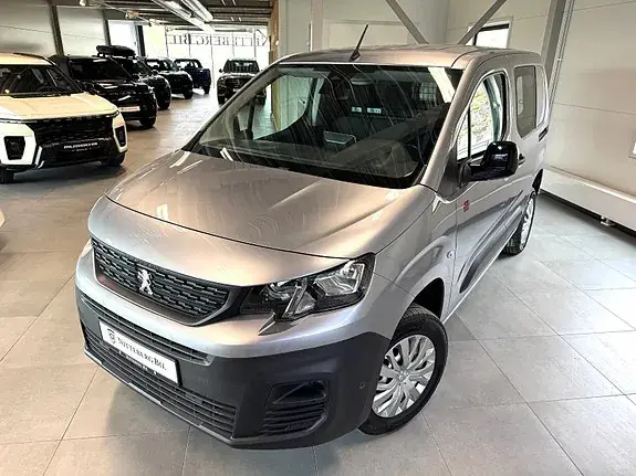 Peugeot Partner 2022 photo 2