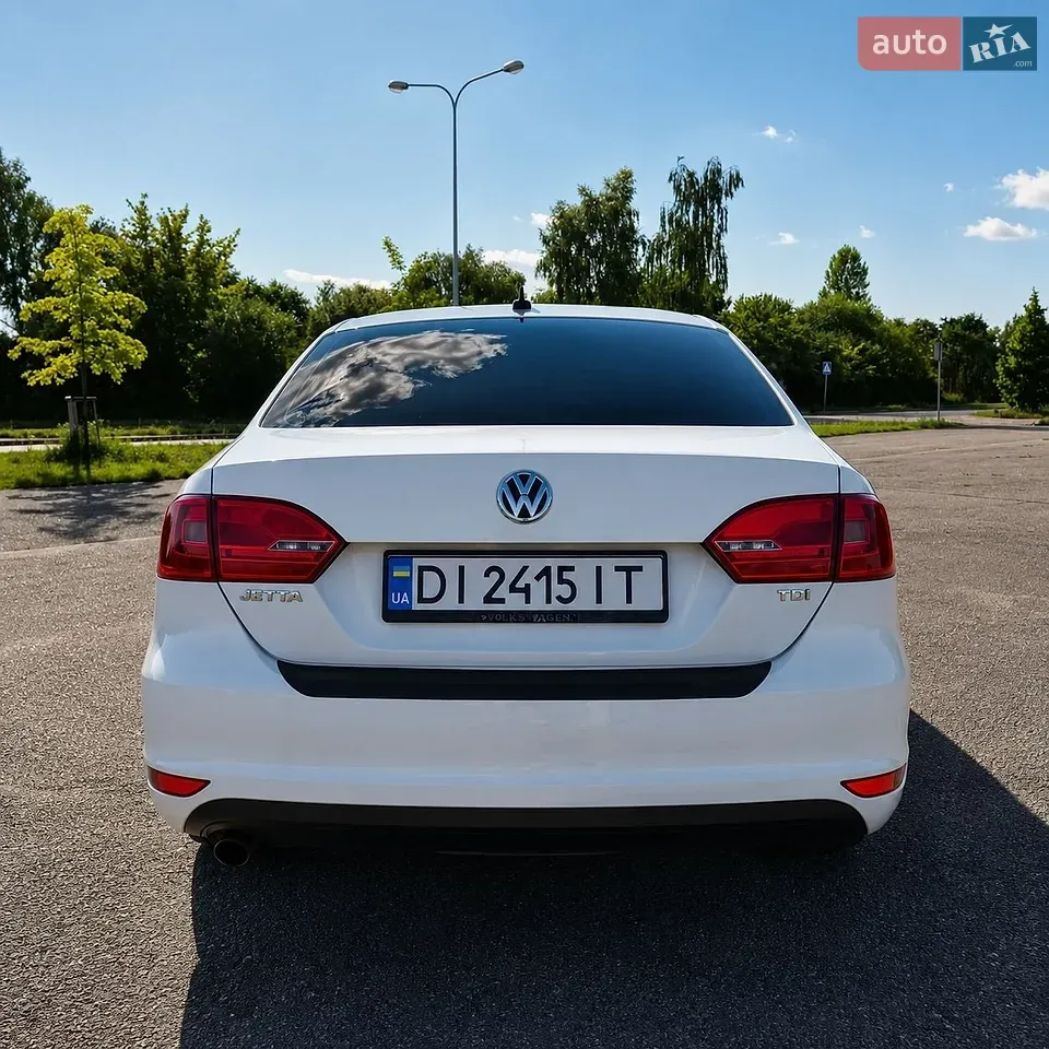 Volkswagen Jetta 2013 photo 5