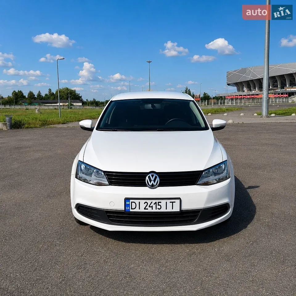 Volkswagen Jetta 2013 photo 2