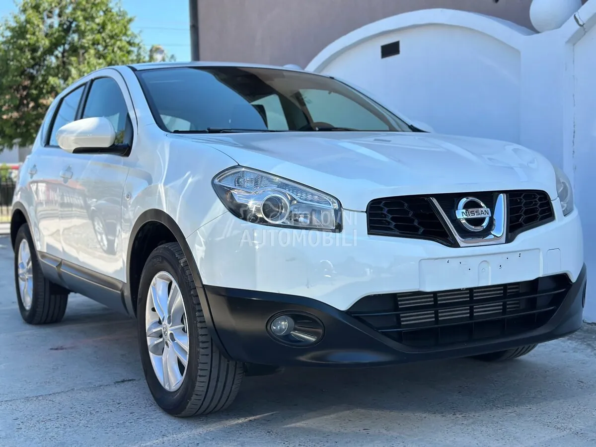Nissan Qashqai 2010 photo 2