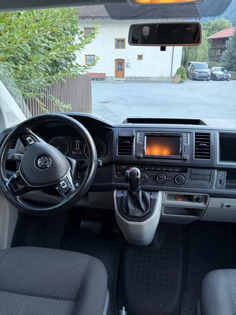 Volkswagen Caravelle 2017 photo 3