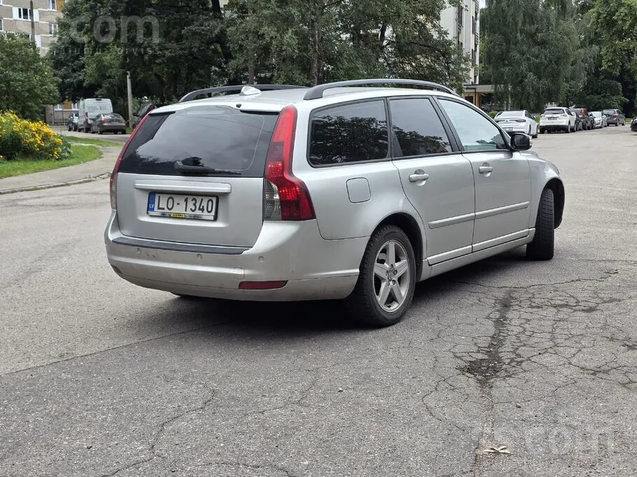 Volvo V50 2008 photo 3