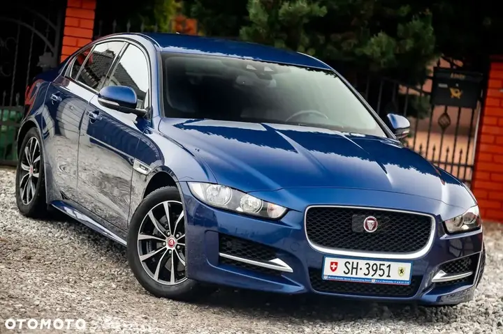 Jaguar Xe