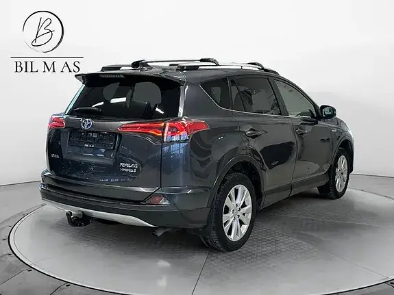 Toyota Rav4 2017 photo 5