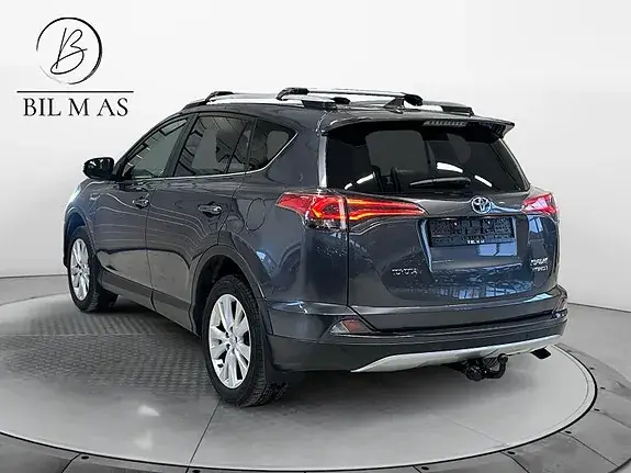 Toyota Rav4 2017 photo 3