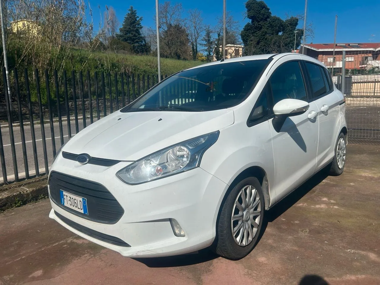 Ford B-Max 2017 photo 3