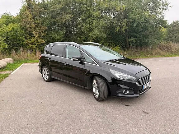 Ford S-Max 2018 photo 2