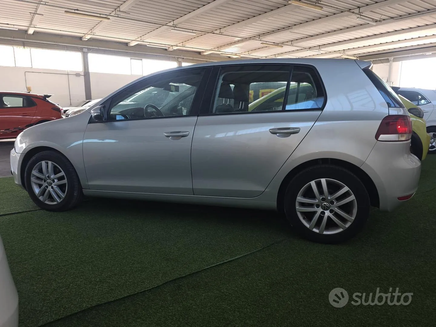 Volkswagen Golf 2010 photo 5