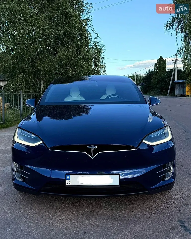 Tesla Model X 2016 photo 3