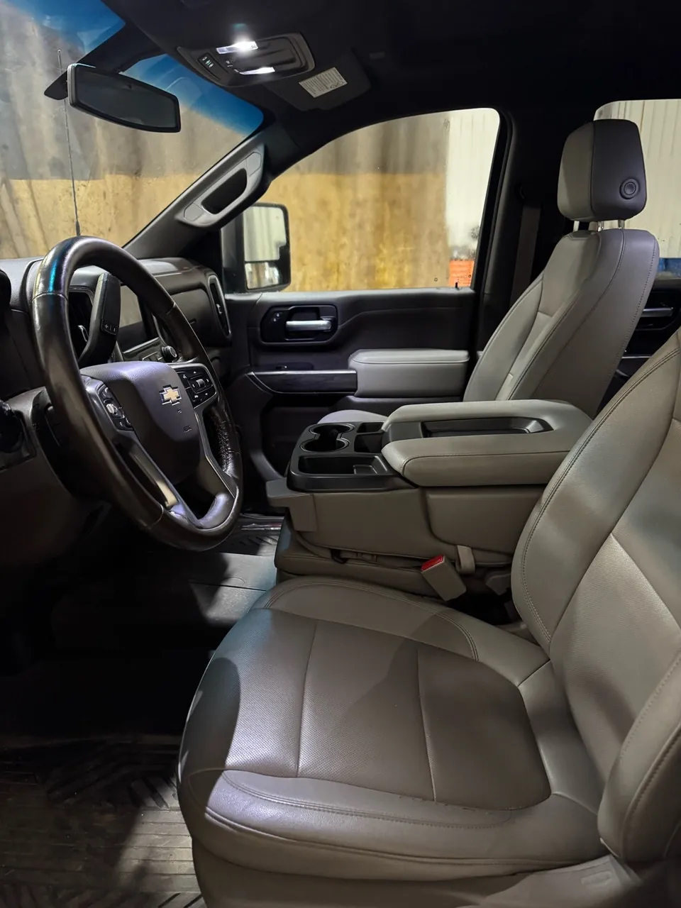 Chevrolet Silverado 3500Hd 2022 photo 5