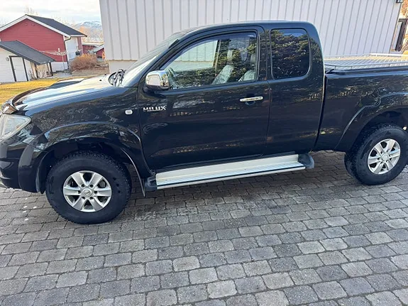 Toyota Hilux 2011 photo 2