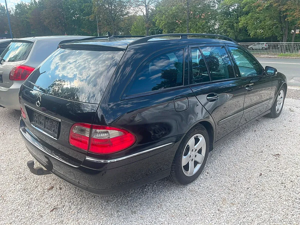 Mercedes-Benz E-Class 2007 photo 3