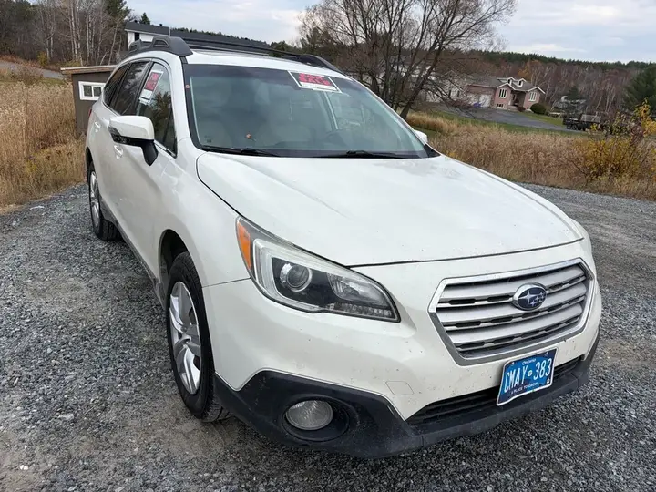 Subaru Outback 2015 photo 3