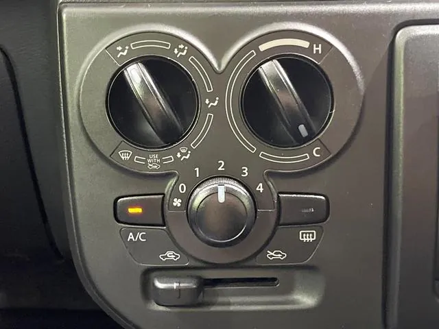 Suzuki Altis 2019 photo 4