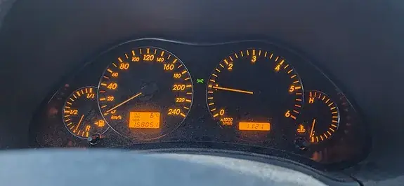 Toyota Avensis 2006 photo 3