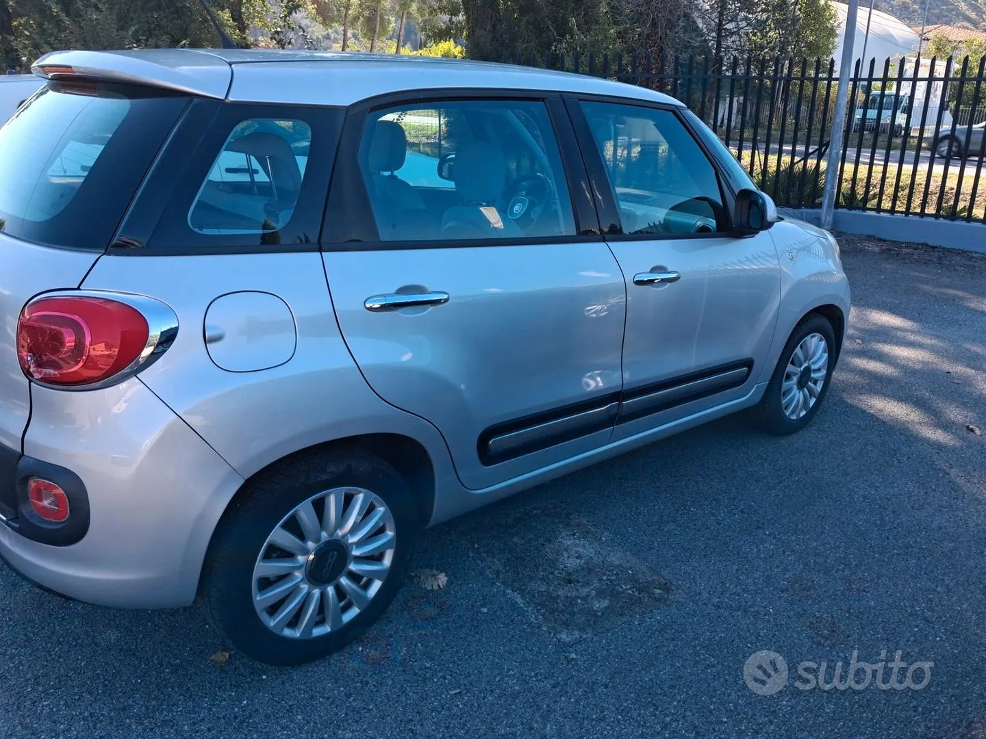 Fiat 500L 2014 photo 4