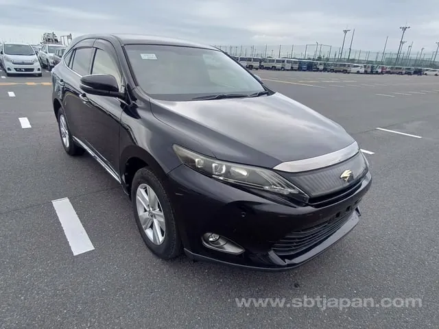 Toyota Harrier Elegance