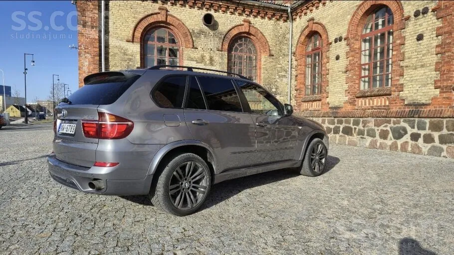 BMW X5 2012 photo 4