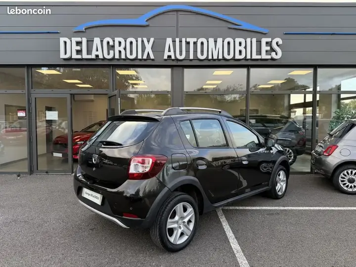 Dacia Sandero 2016 photo 2