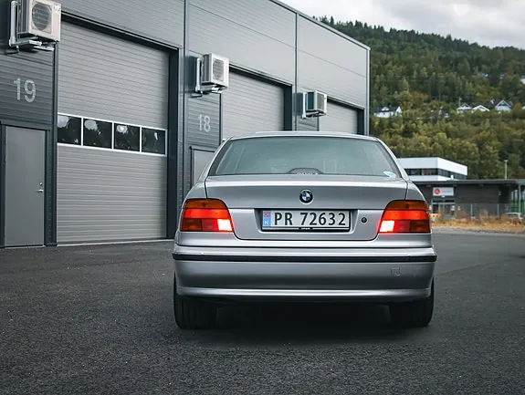 BMW 520I 1999 photo 4