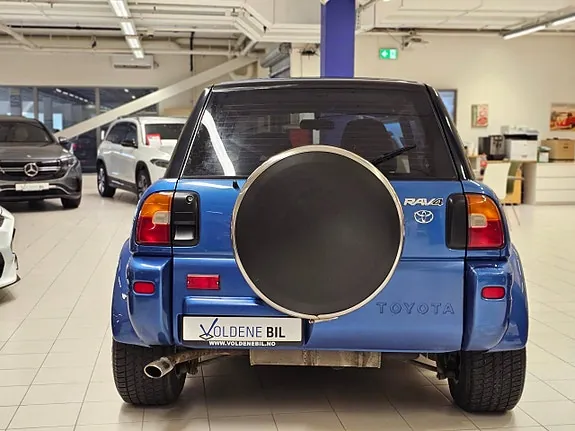Toyota Rav4 1995 photo 5