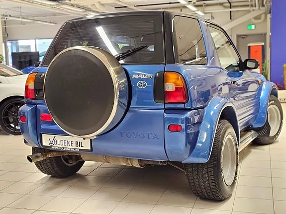 Toyota Rav4 1995 photo 4
