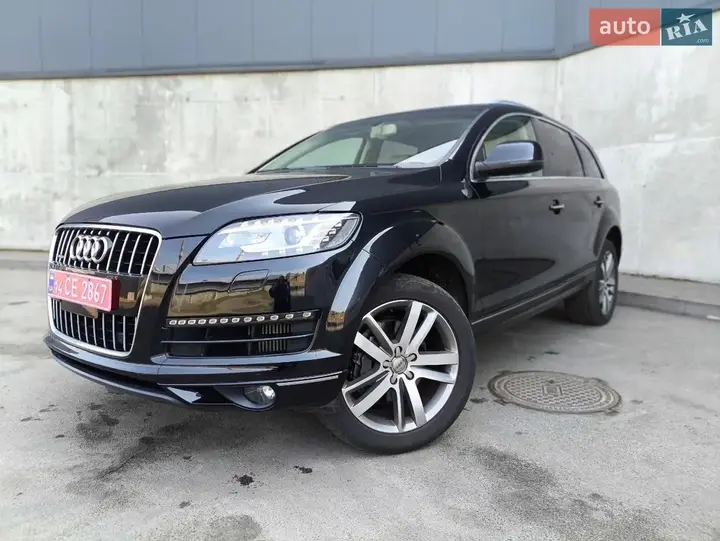 Audi Q7 2011 photo 3