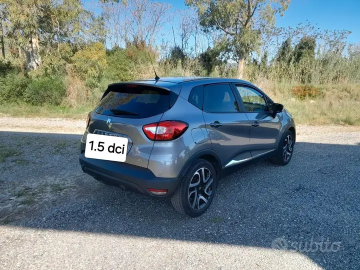 Renault Captur 2015 photo 2