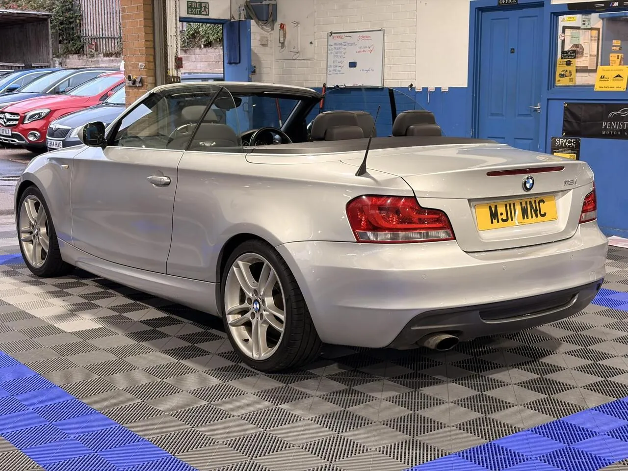 BMW 1 Series 2011 photo 5