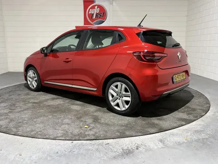Renault Clio 2019 photo 3