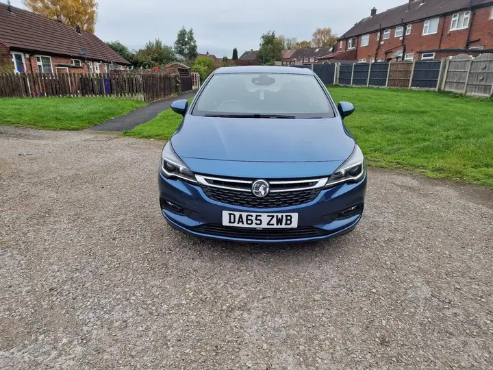 Vauxhall Astra 2015 photo 4