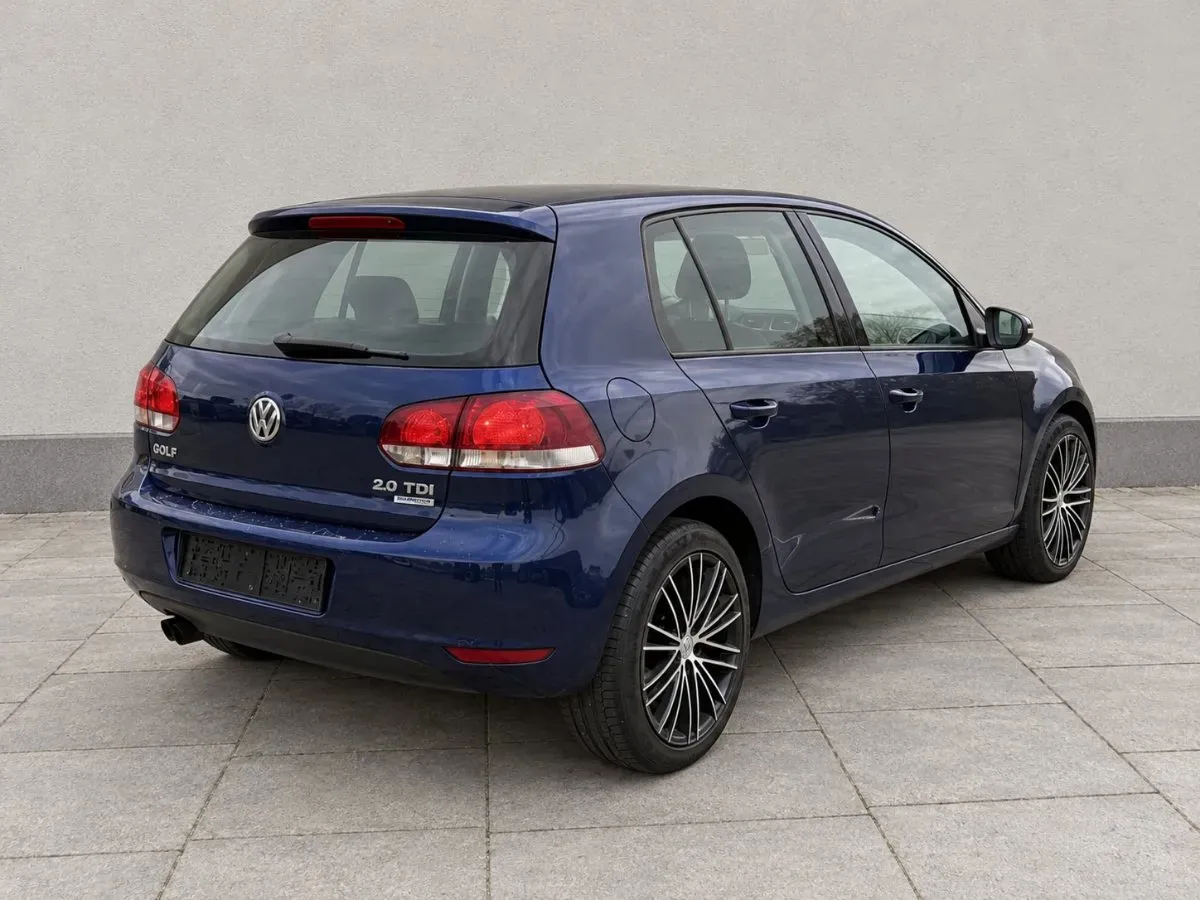 Volkswagen Golf 2011 photo 3