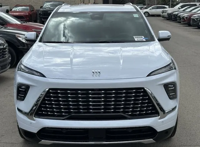 Buick Enclave 2026 photo 2