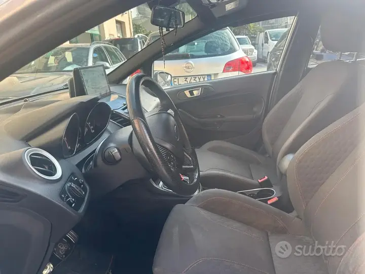 Ford Fiesta 2017 photo 4