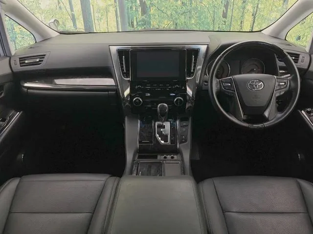Toyota Alphard 2020 photo 2