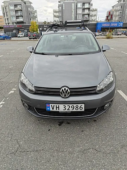 Volkswagen Golf 2011 photo 2
