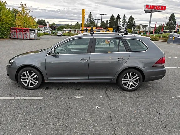 Volkswagen Golf 2011 photo 5