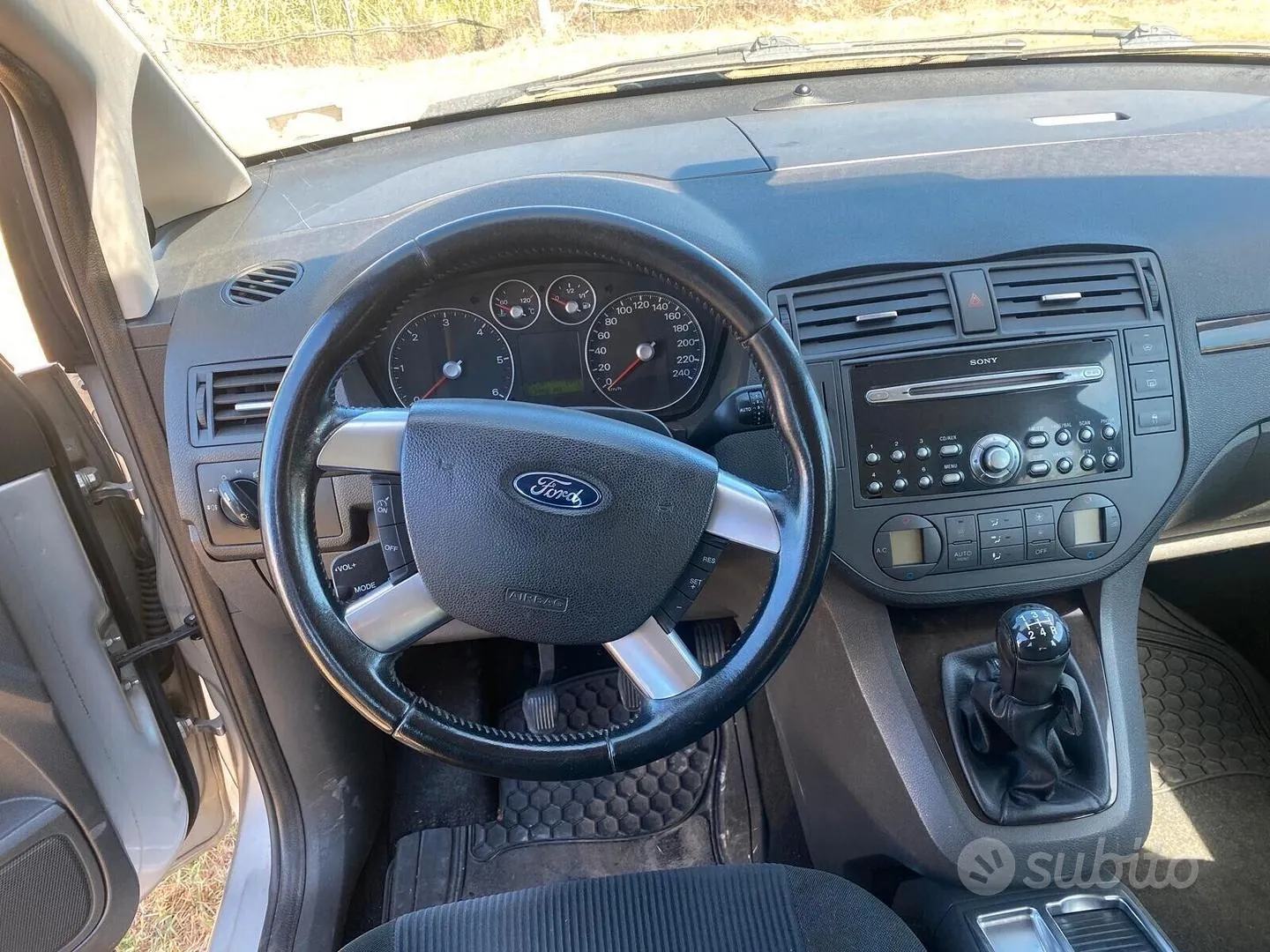 Ford Focus 2004 photo 5
