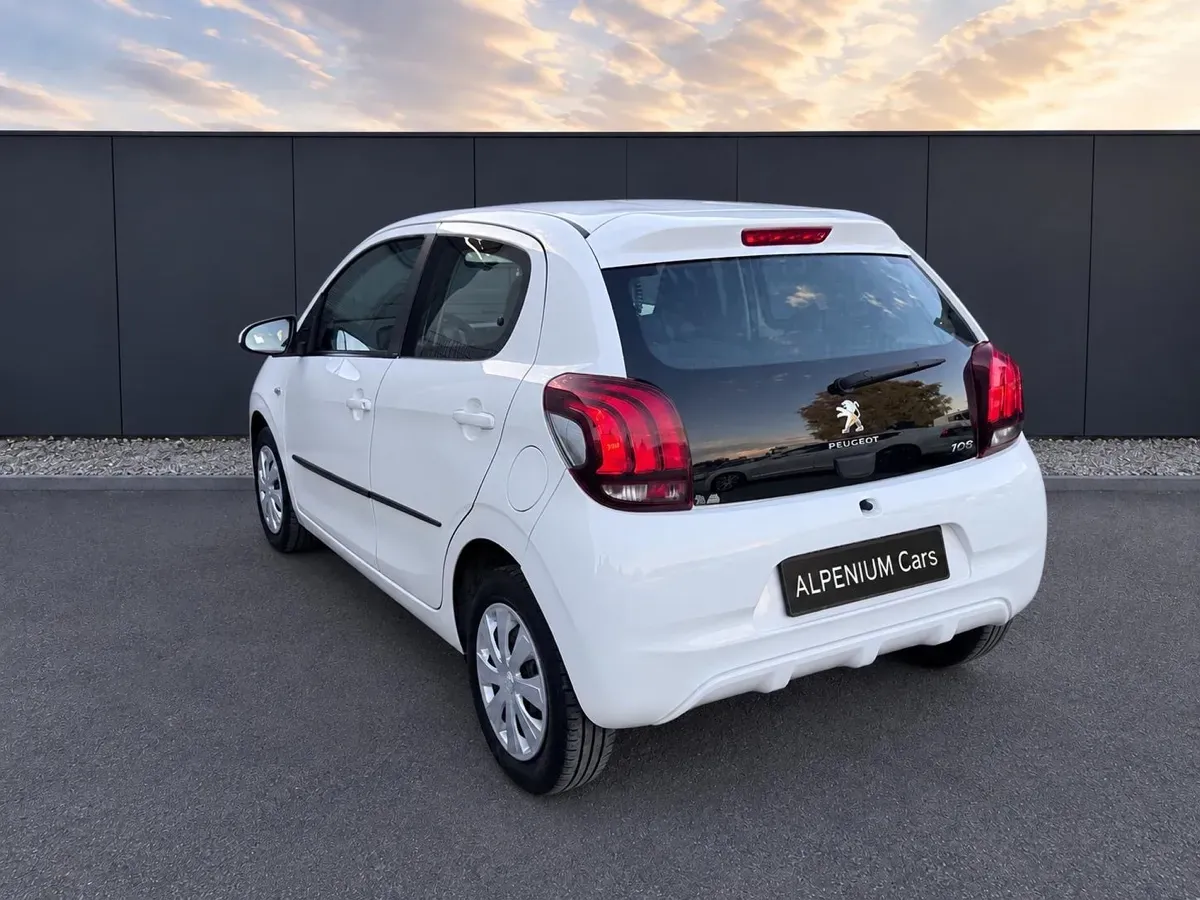 Peugeot 108 2015 photo 3