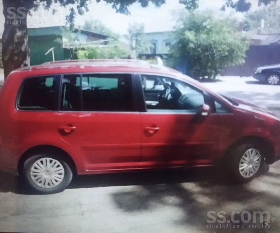 Volkswagen Touran 2004 photo 5