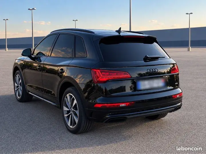 Audi Q5 2022 photo 2