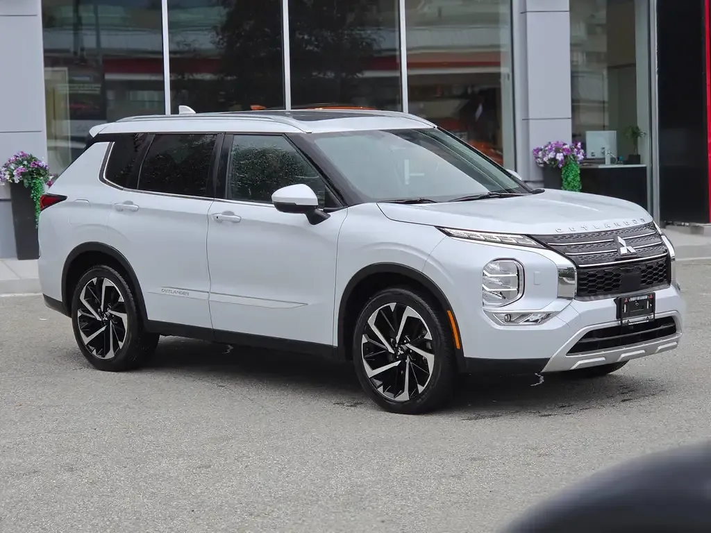 Mitsubishi Outlander 2022 photo 5