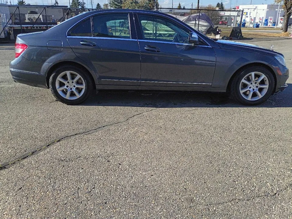 Mercedes-Benz C-Class 2008 photo 3