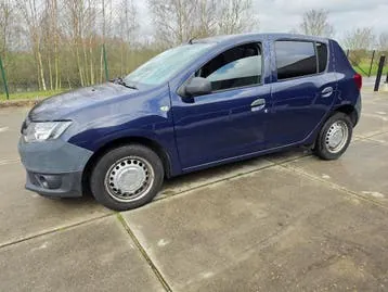 Dacia Sandero 2015 photo 3