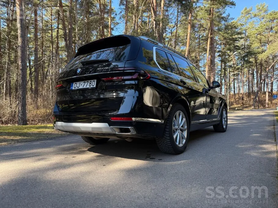 BMW X7 2025 photo 3