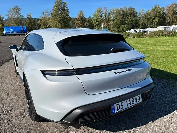 Porsche Taycan Gts 2022 photo 2