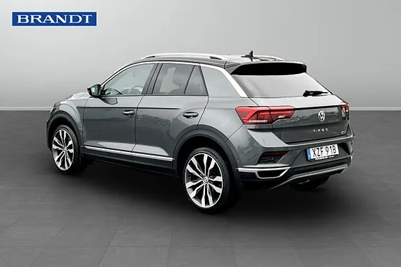 Volkswagen T-Roc 2020 photo 2