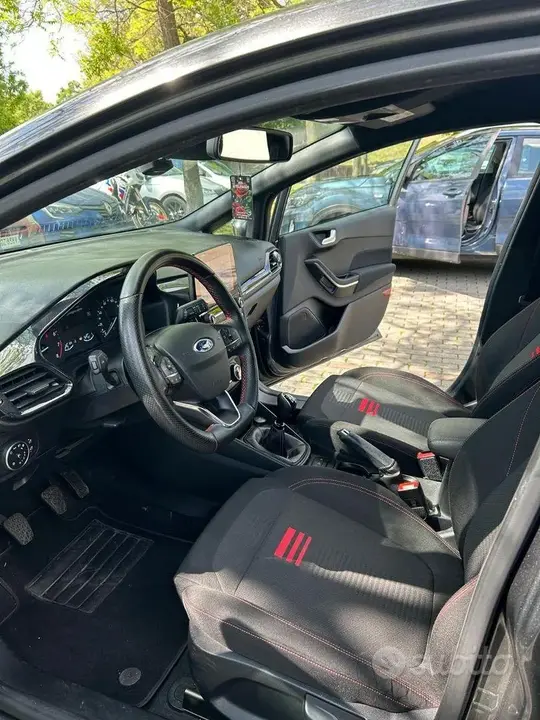 Ford Fiesta 2022 photo 3
