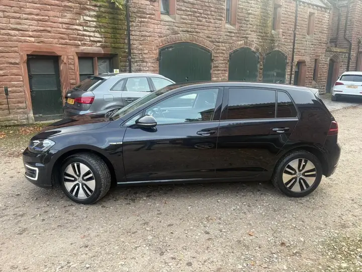Volkswagen E-Golf 2020 photo 3